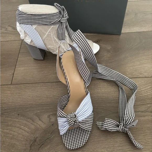 NIB Ann Taylor Lili Gingham Knot Patent Block Heel Sandals Sz 7.5 - Picture 3 of 4